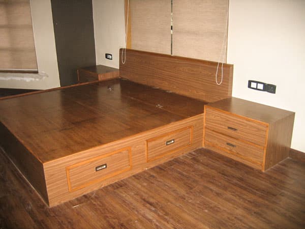 Bed & Side Unit