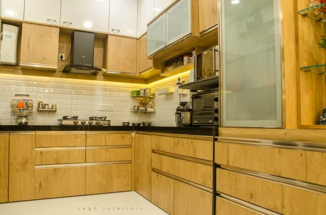 L-Shaped Kitchen