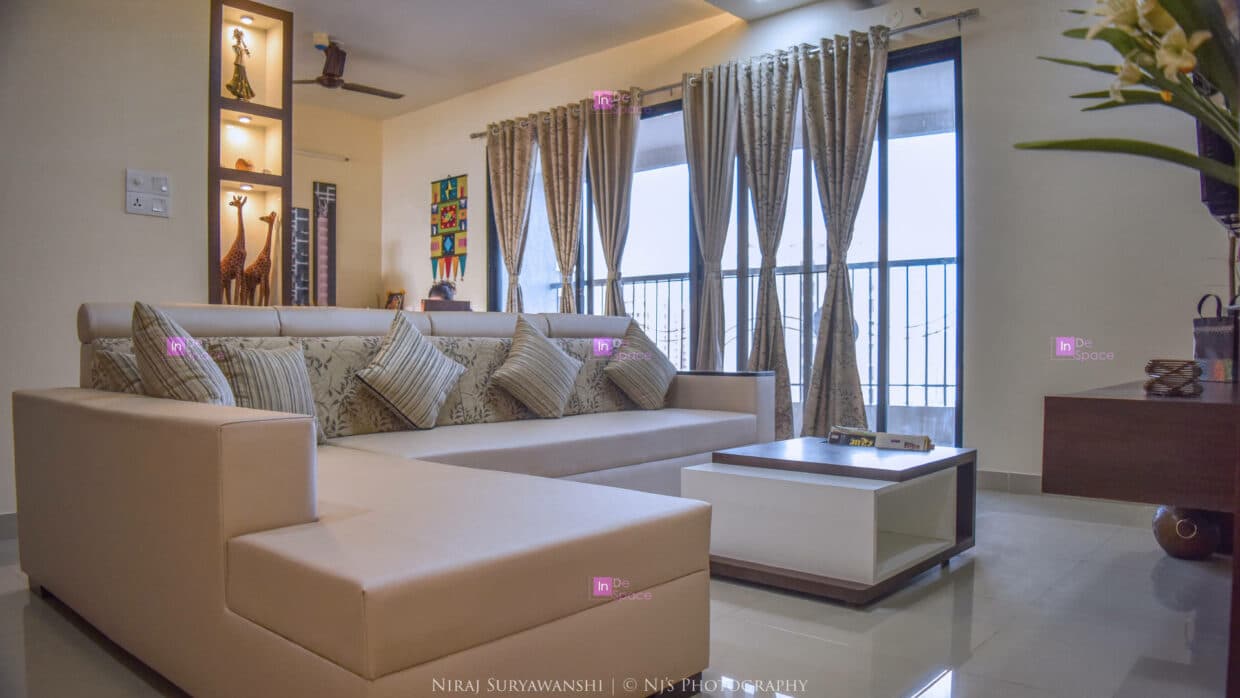 Modern Living Room With a Crème Motif