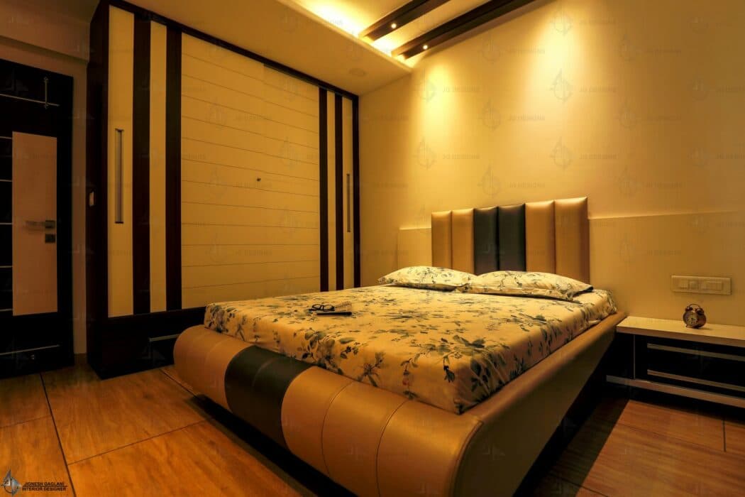 Modern Bedroom with a Warm and Inviting Ambiance