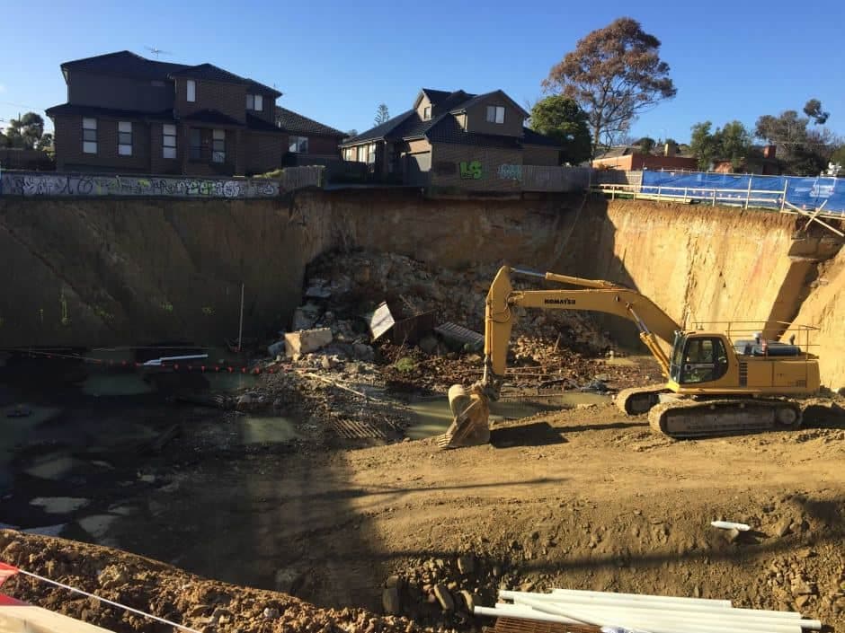 0707130008-01-Collapse-of-Building Collapse of Building