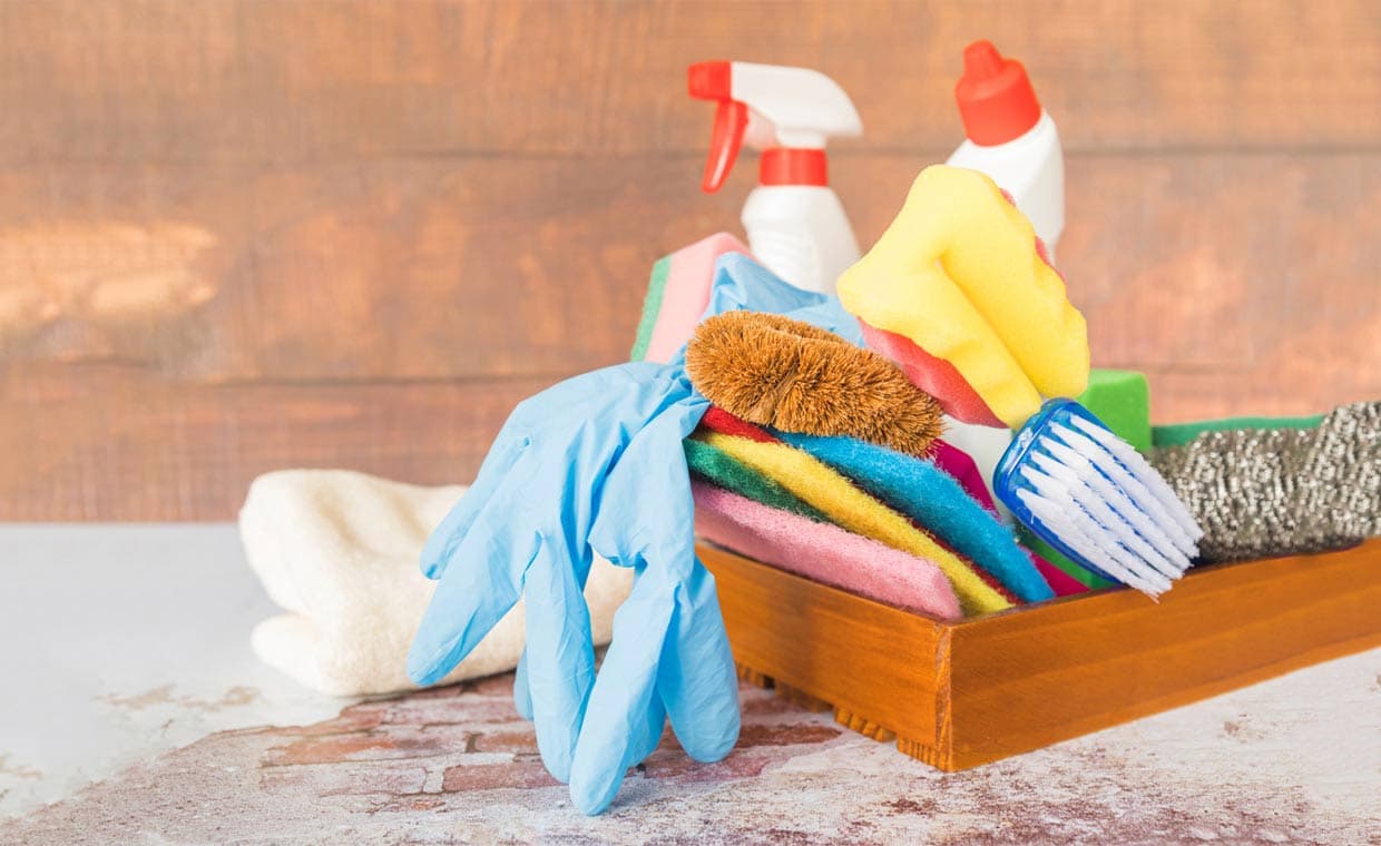 Spring Clean House Tips – 01 – 0504170030 Spring Clean House Tips