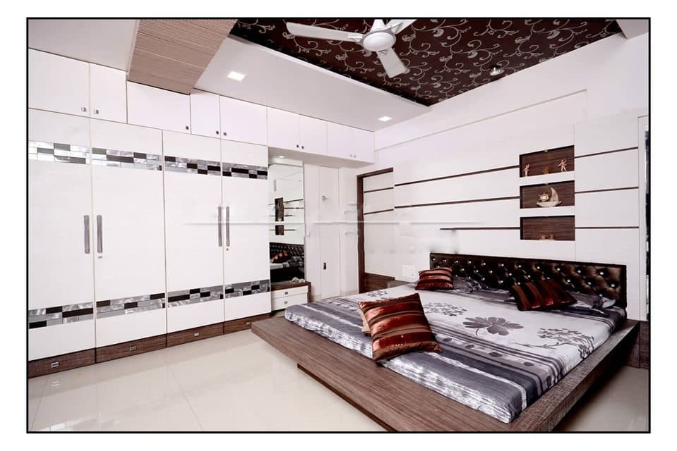 Bedroom-incorporating-Wooden-Platform-Bed-02 Design Detail Banner 1