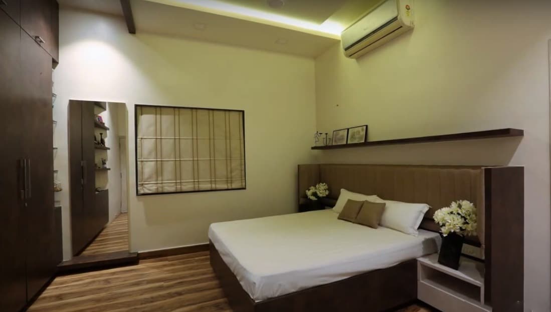 Bedroom-with-Wooden-Flooring-incorporates-Wooden-Double-Bed-with-Storage-below Design Detail Banner 0