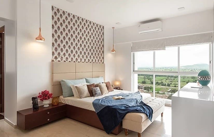 Contemprorary-Bedroom-designed-in-Offwhite-Theme-01 Design Detail Banner 0