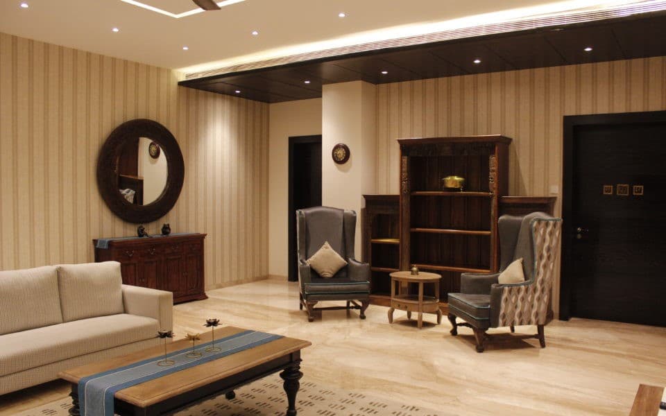 High-Wingback-Upholstered-Chair-with-Cushions Design Detail Banner 0