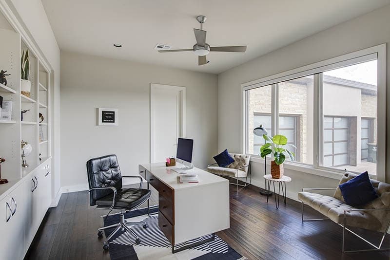 Home-Office-with-Wooden-Flooring-01 Design Detail Banner 0