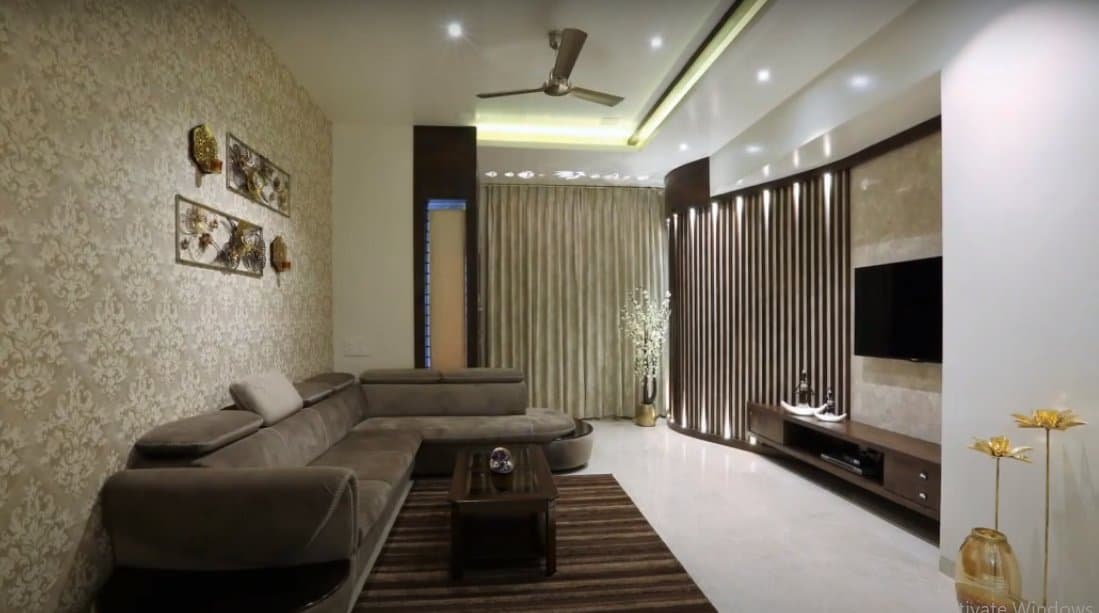 Living-Room-incorporating-Upholstered-L-Shaped-Sectional-Sofa-with-Adjustable-Arm-Rest Design Detail Banner 0