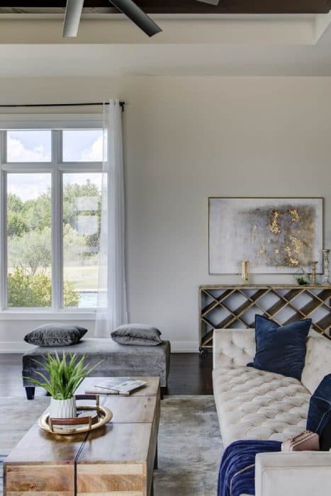 Open-Concept-Living-Dining-Room-with-Wooden-Flooring-05 Swiper Content 4