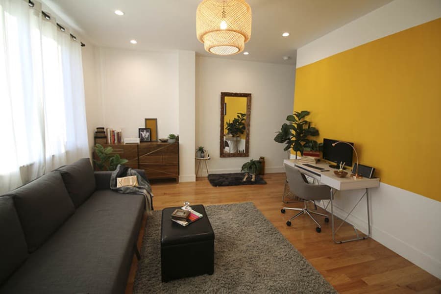 Yellow-White-Themed-Small-Modern-Living-Room-02 Design Detail Banner 1