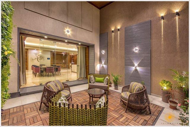 Double Heighted Home Garden – 1 Double Heighted Home Garden