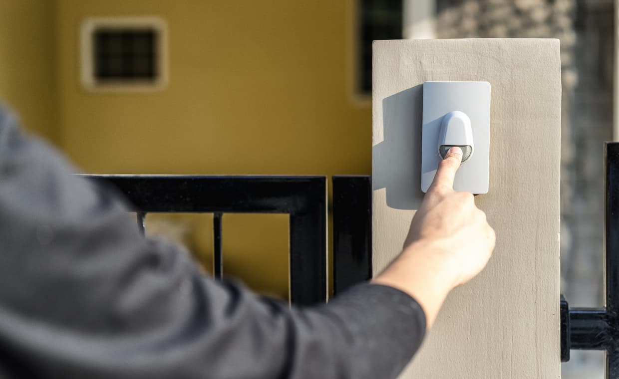 0312040001 – 01 – How to Install a Wired Doorbell How to Install a Wired Doorbell