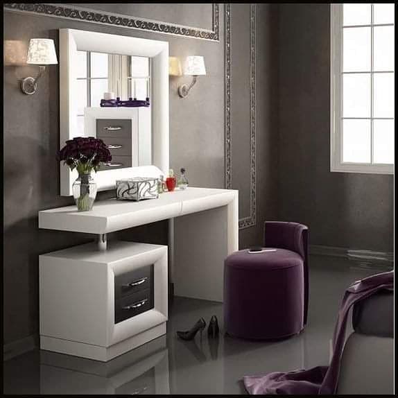 A Sleek White Dressing Table Dressing Table