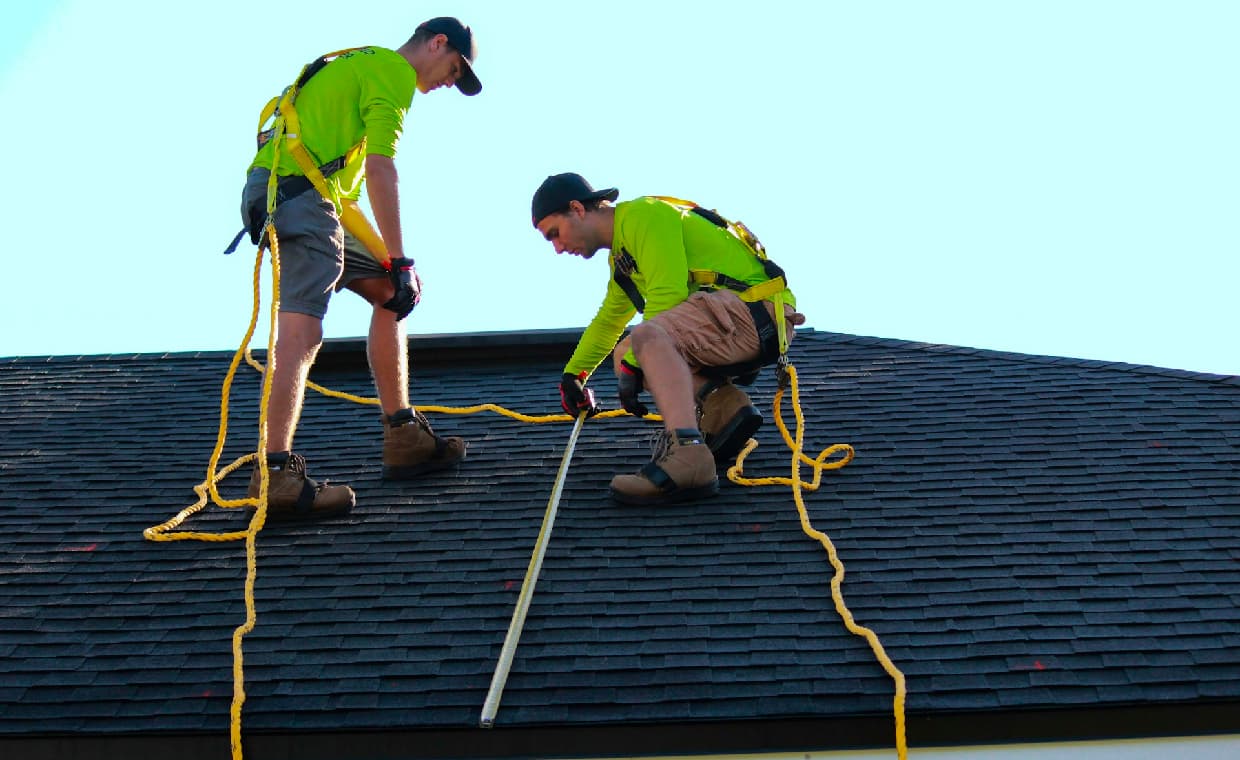 Guide for Choosing Roofing Contractors Guide for Choosing Roofing Contractors