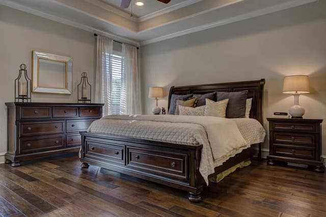 Classical Style Bedroom Consists of Wooden Bed Classical Style Bedroom Consists of Wooden Bed