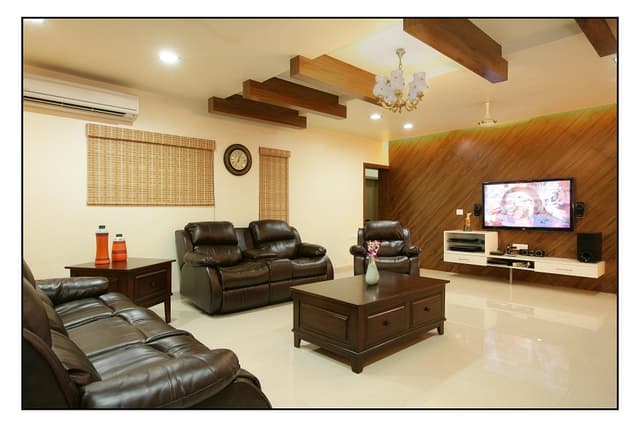 Living Room is Captivating Blend of Contemporary and classical Motifs Living Room is Captivating Blend of Contemporary and classical Motifs