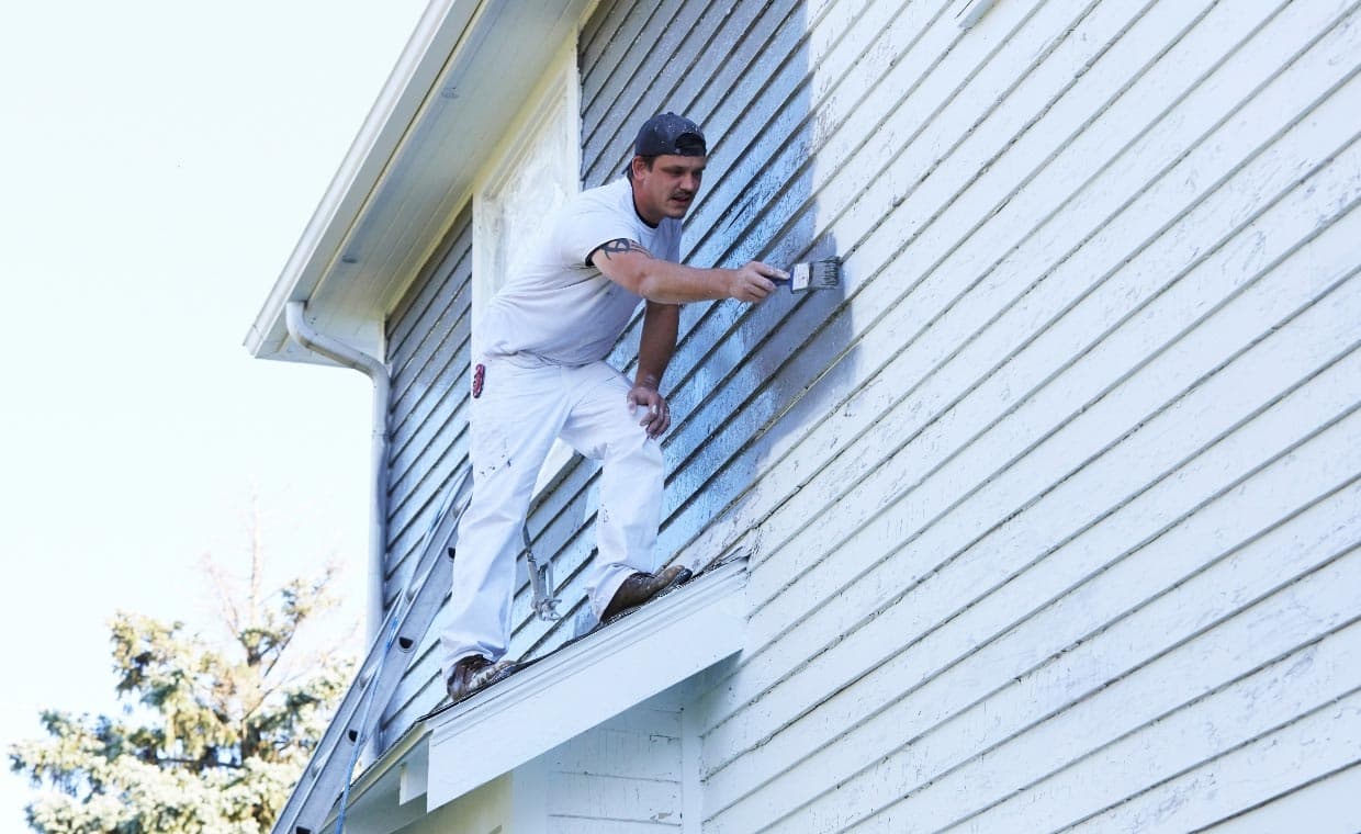 Role of Professional Painters for Repairing and Painting Exterior Siding Role of Professional Painters for Repairing and Painting Exterior Siding