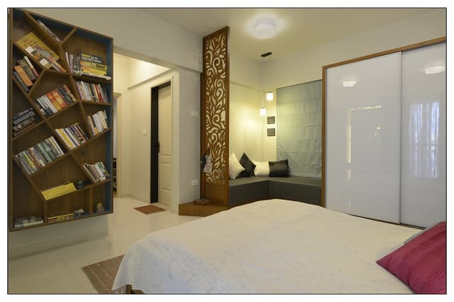 Modern Expansive Bedroom Modern Expansive Bedroom