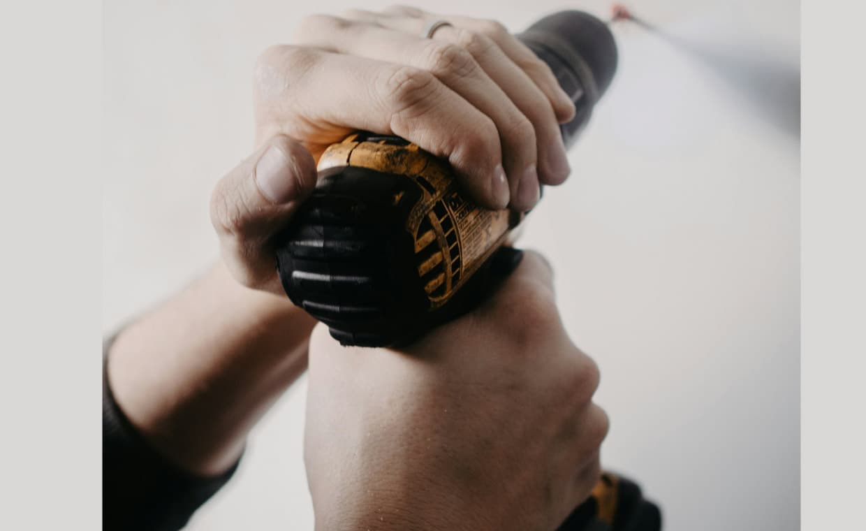 Carbon Brushes in Power Tools – 01 – 0208040010 Carbon Brushes in Power Tools