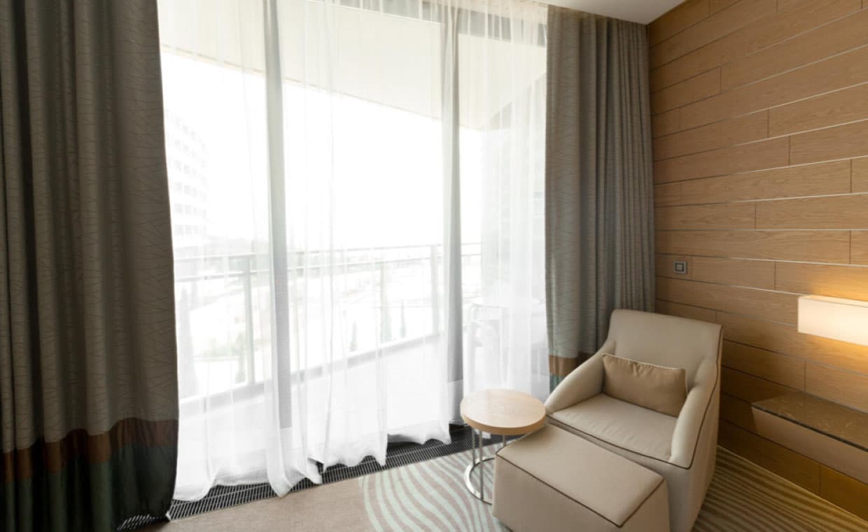 How to Choose Ceiling Curtain Rods Structural Engineering for Resilient Buildings