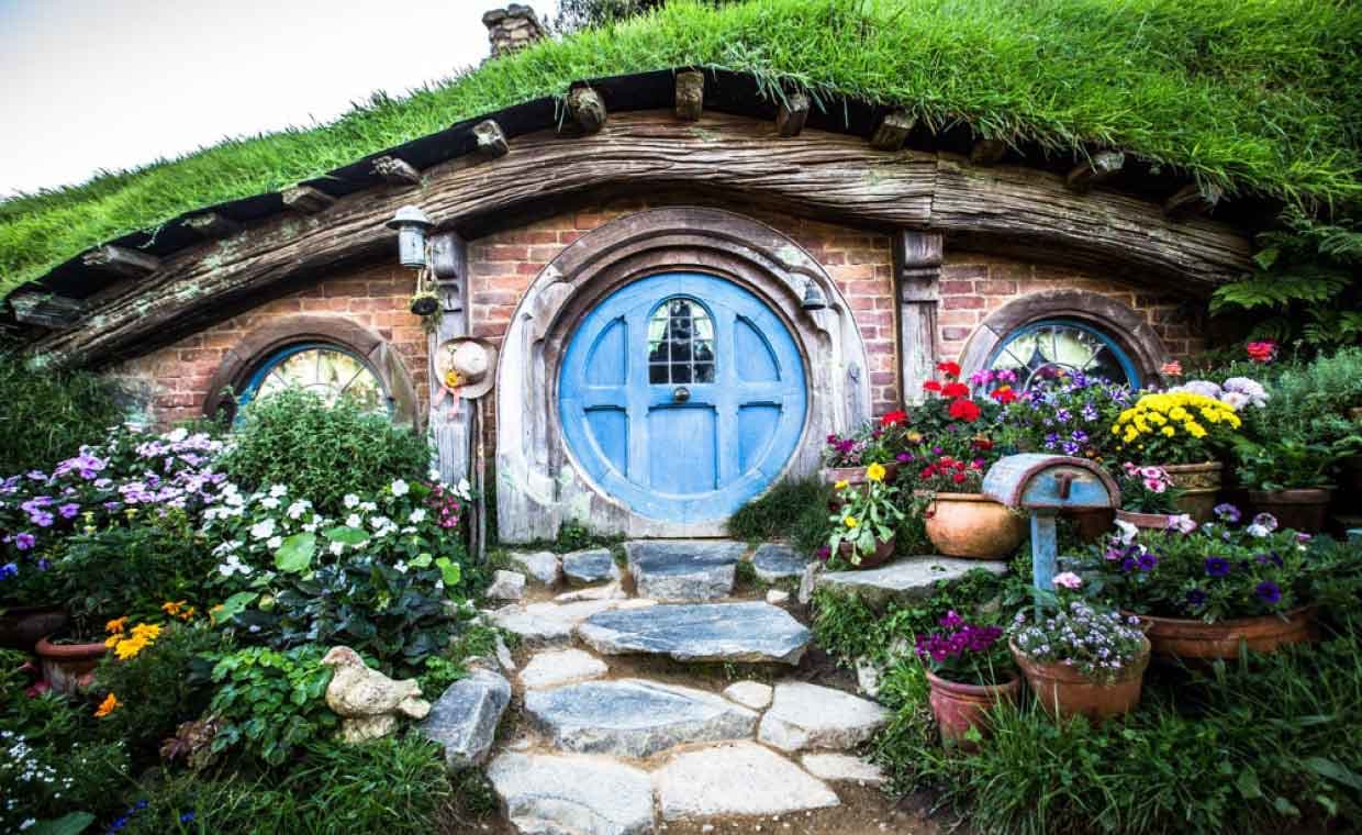 10 Enchanting Hobbit Houses You Must See – 01 – 0112010007