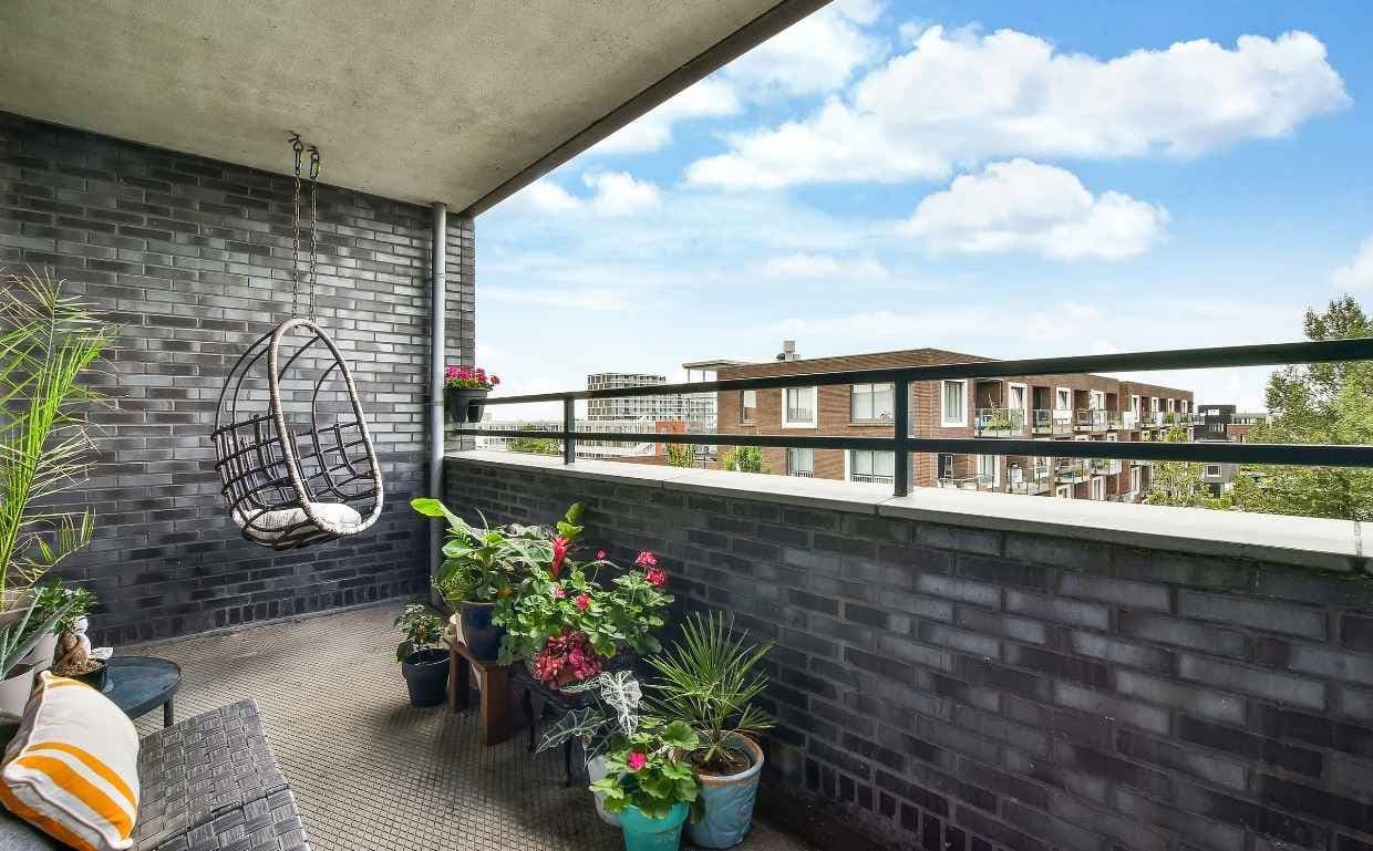 Balcony Enclosed for Safety and Good Look Balcony Enclosed for Safety and Good Look