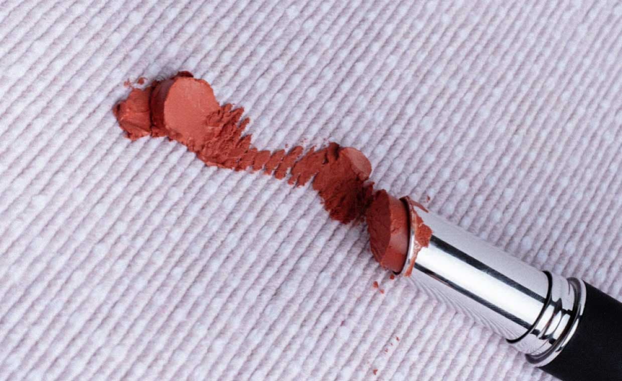 Remove Makeup Stains from Carpet Remove Makeup Stains from Carpet