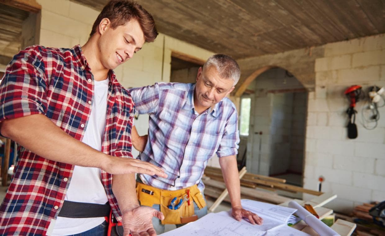 Working with a Remodeling Contractor Working with a Remodeling Contractor