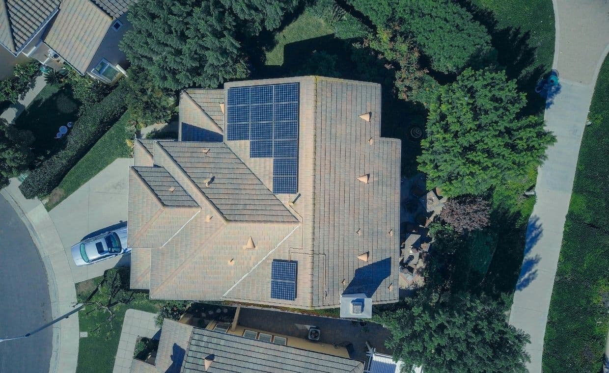 Solar Roofing System for your Home Solar Roofing System for your Home